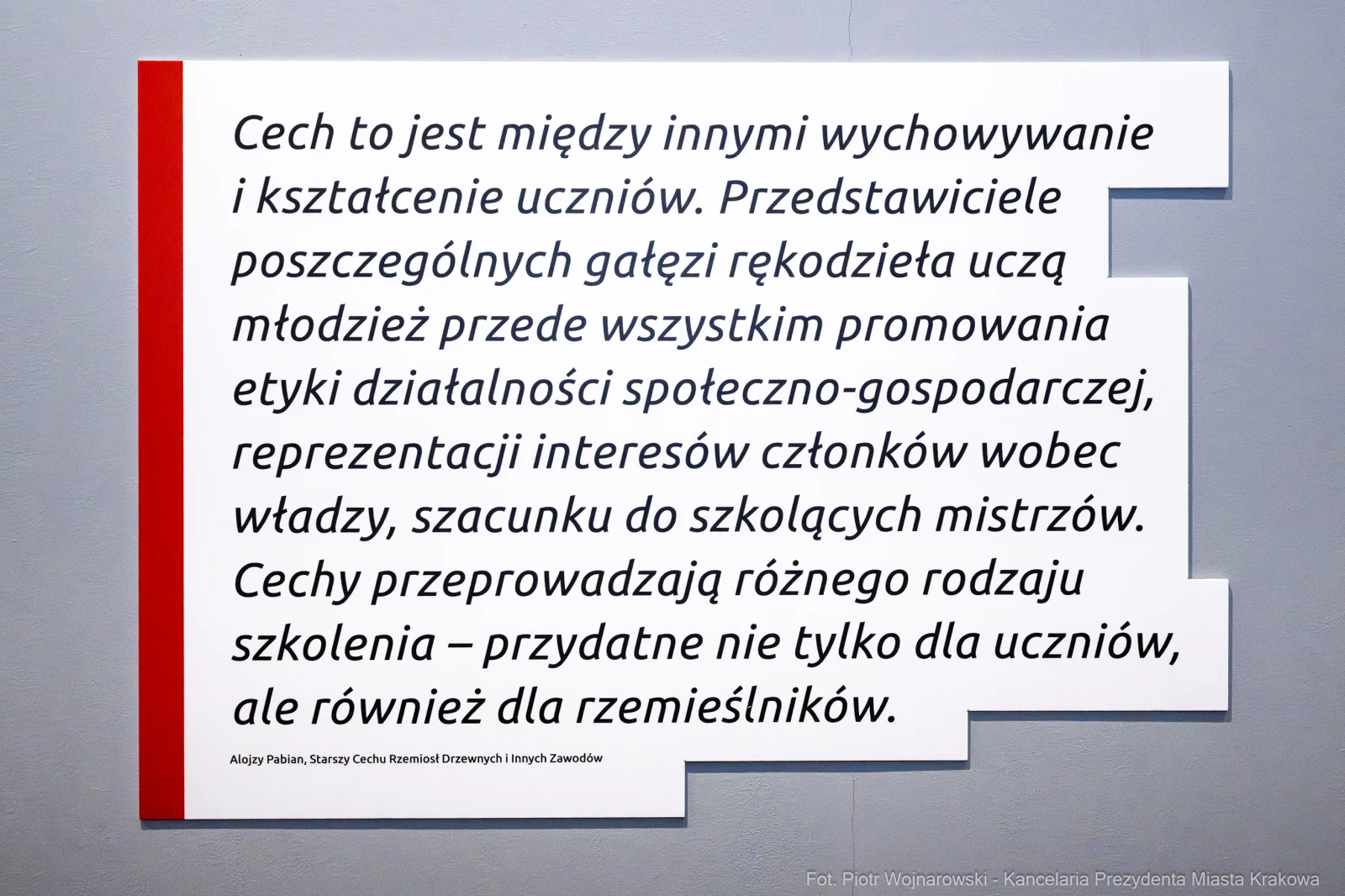 Cechy wychowania i kształcenia uczniów w kontekście etyki i działalności społeczno-gospodarczej.  Autor: Piotr Wojnarowski