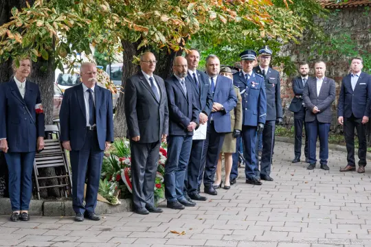 Uroczystość z udziałem przedstawicieli władz i służb mundurowych.