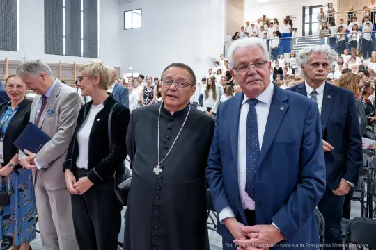845_023_fot. Piotr Wojnarowski.jpg - Zespół Szkolno-Przedszkolny nr 15 w Krakowie, nowa siedziba, Grochowa 23, rozpoczęcie roku szkolnego 2026/2027inwestycje oświatowe Kraków, Stanisław Kracik, kardynał Grzegorz Ryś, zdjęcia