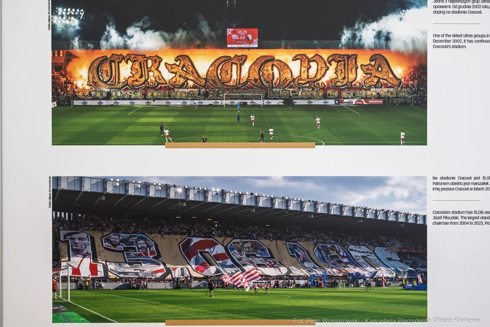 Kibice Cracovii z transparentami na stadionie, podświetlone hasła i flagi.  Autor: Piotr Wojnarowski
