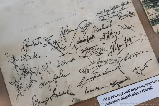 List gratulacyjny z podpisami znanych osób, związany z jubileuszem.