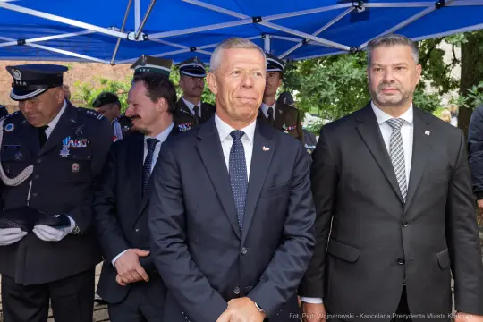858_010_fot. Piotr Wojnarowski.jpg - Dzień Sybiraka Kraków, Dzień Sybiraka 2026, obchody w Krakowie, rocznica agresji ZSRR na Polskę, 17 września Kraków, Związek Sybiraków, uroczystości patriotyczne Kraków, Pomnik Ofiar Komunizmu Kraków, deportacje na Sybir, pamięć historyczna