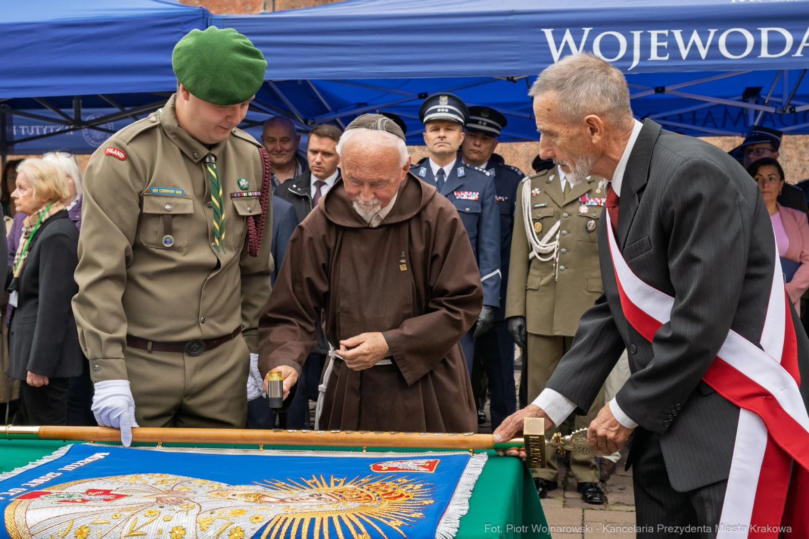858_041_fot. Piotr Wojnarowski.jpg - Dzień Sybiraka Kraków, Dzień Sybiraka 2026, obchody w Krakowie, rocznica agresji ZSRR na Polskę, 17 września Kraków, Związek Sybiraków, uroczystości patriotyczne Kraków, Pomnik Ofiar Komunizmu Kraków, deportacje na Sybir, pamięć historyczna  Autor: Piotr Wojnarowski