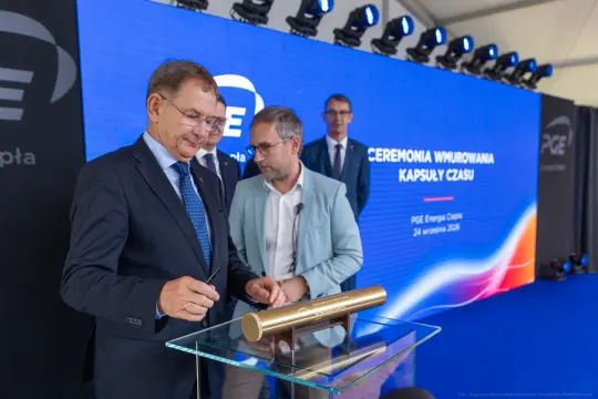 Ceremonia wmurowania kapsuły czasu w PGE Energia Ciepła.