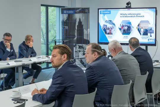 Spotkanie biznesowe z prezentacją wizyt w krakowskich firmach.