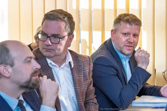 873_030_fot. Piotr Wojnarowski.jpg - Konwent Przewodniczących Rad i Zarządów Dzielnic, Stanisław Kracik, Prezydent Miasta Krakowa, Jakub Kosek, Dzielnica XII Bieżanów-Prokocim, statuty dzielnic Kraków, najem instytucjonalny, planowanie przestrzenne Kraków, samorząd pomocniczy, Rada Miasta Krakowa