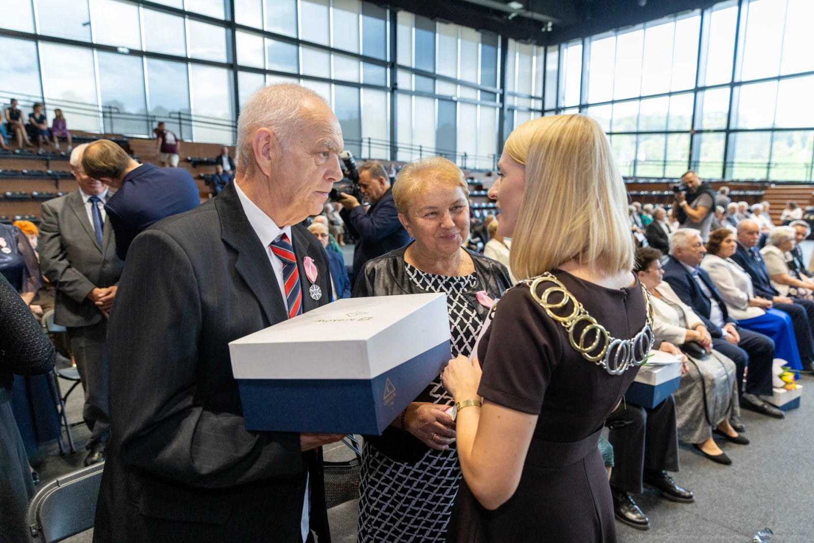 Ceremonia wręczenia nagród, rozmowa z laureatami, obecność publiczności.  Autor: Bogusław Świerzowski