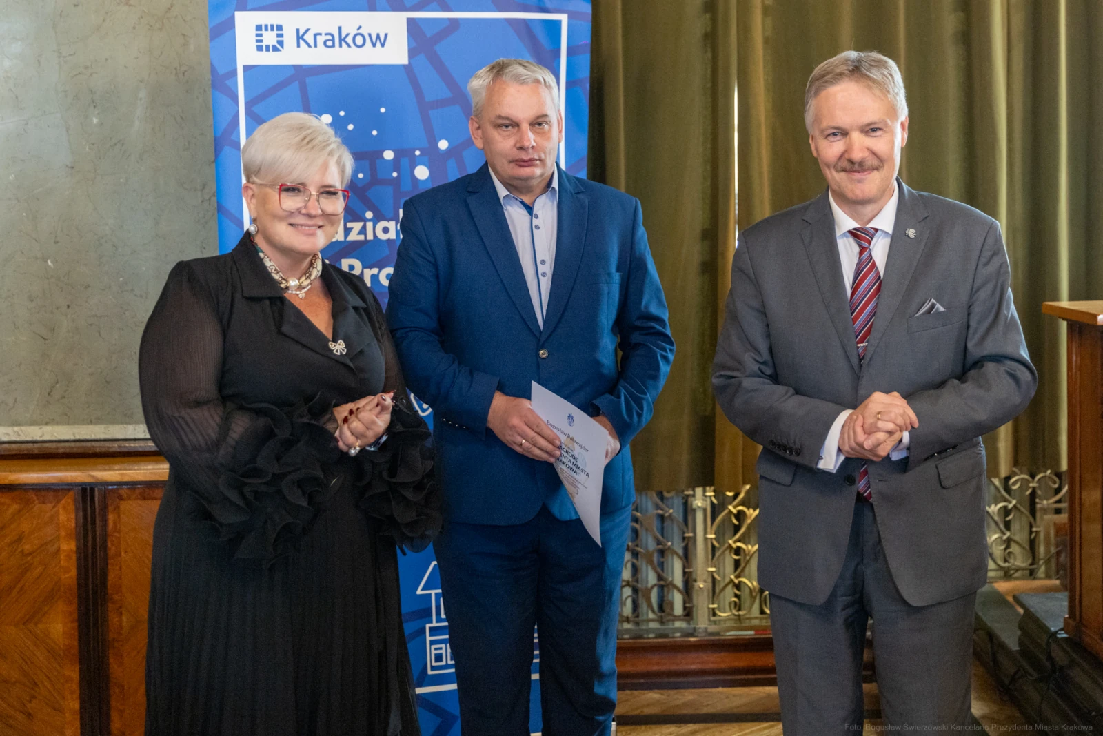 BŚ_UMK_20261013_0S4A1151.jpg - Nagrody, nauczyciele, galeria zdjęć  Autor: Bogusław Świerzowski