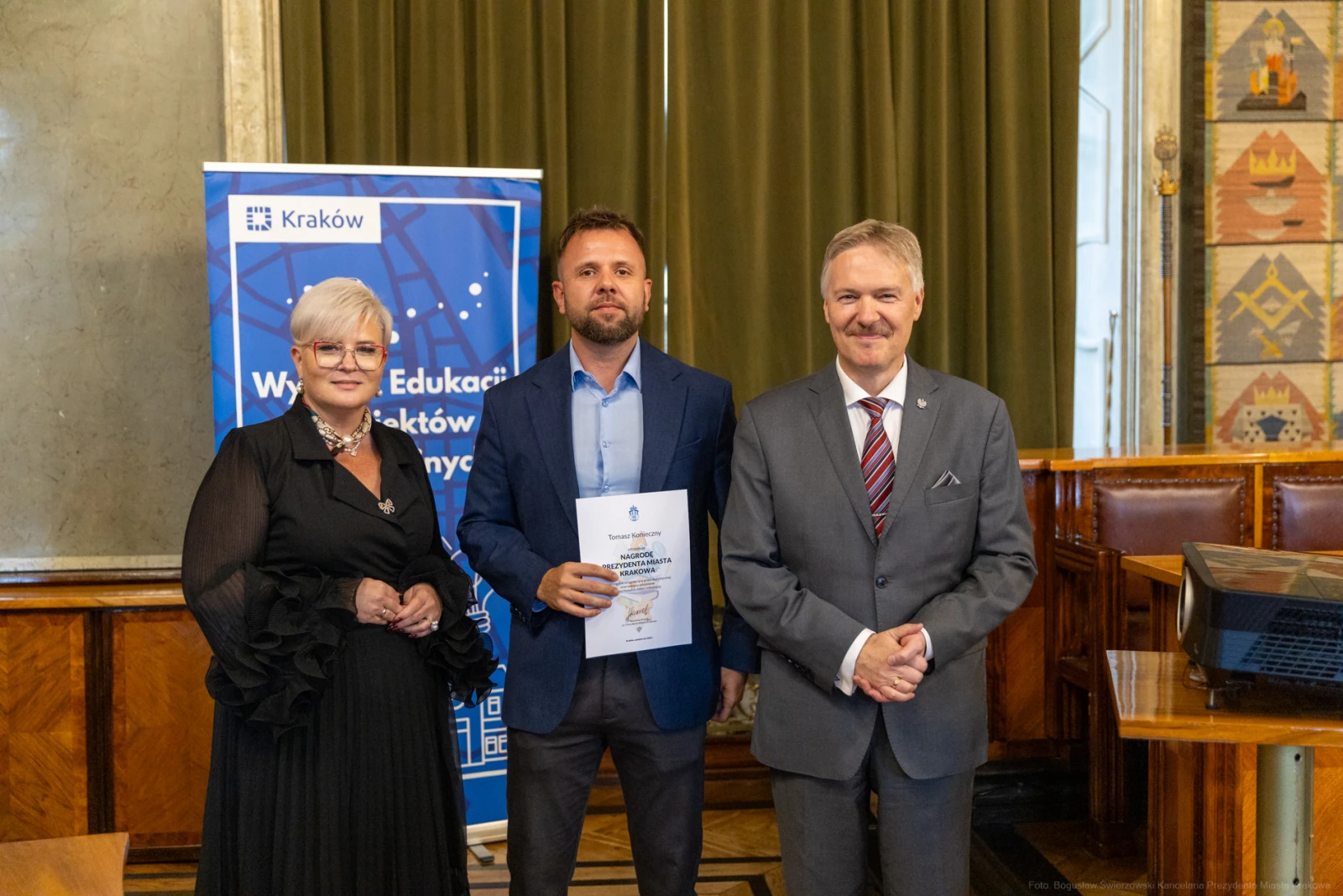 BŚ_UMK_20261013_0S4A1324.jpg - Nagrody, nauczyciele, galeria zdjęć  Autor: Bogusław Świerzowski