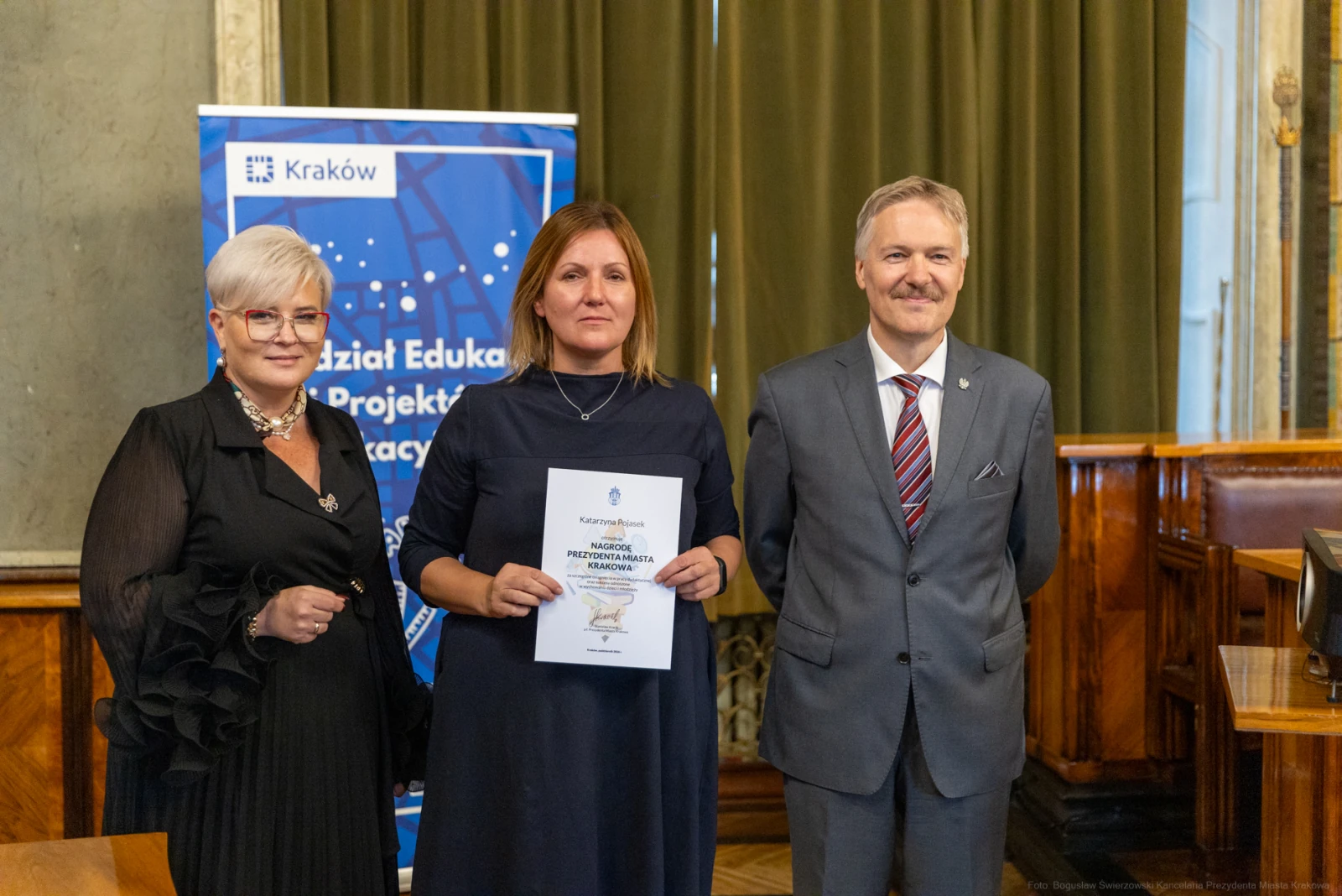 BŚ_UMK_20261013_0S4A1487.jpg - Nagrody, nauczyciele, galeria zdjęć  Autor: Bogusław Świerzowski