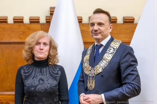 UMK_3152.jpg - Łukasz Gibała, Prezydent Miasta Krakowa, zaprzysiężenie, Urząd Miasta Krakowa, gratulacje, samorząd, uroczystość, Kraków, wydarzenie, nowa kadencja, tradycja, dziedzictwo Krakowa