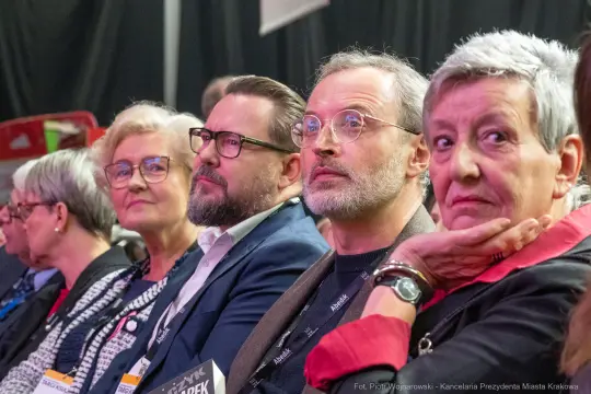882_044_fot. Piotr Wojnarowski.jpg - targi książki w krakowie 2026, zdjęcia z targów książki, EXPO Kraków, 29 międzynarodowe targi książki, otwarcie targów książki, nagroda gaudeamus, patronat prezydenta krakowa, literatura, spotkania z autorami, wydarzenia w krakowie, targi książki, zdjęcia