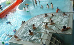 Wakacje w Krakowie i okolicy: baseny, pływalnie, kąpieliska