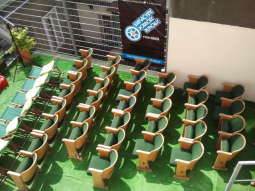 Letnie kino pod chmurką