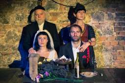 Anioły na Paulińskiej. Teatr Barakah ma 10 lat. 