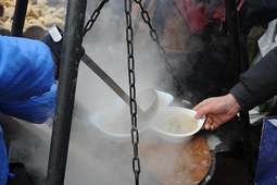 Bezdomni. Jak pomóc gdy przyjdzie mróz?