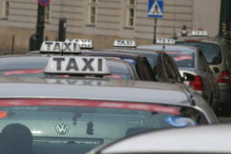 Przejazd taksówką, o czym warto pamiętać