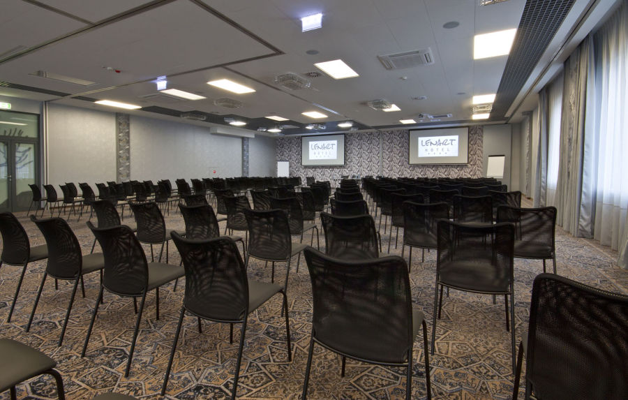 Hotel Lenart - Sala Konferencyjna Wiśniowa