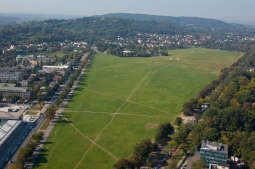 Wypełnij ankietę i baw się na Błoniach