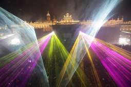 Sylwester: lasery zamiast fajerwerków