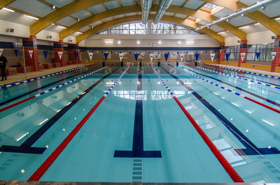 Wyjątkowy basen na os. Handlowym dostępny dla mieszkańców [FOTO i WIDEO]