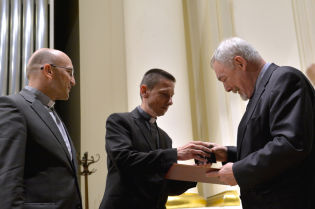 Zakończenie roku szkolnego w Publicznym Gimnazjum Jezuitów w Krakowie.