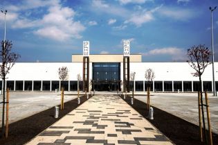 Na Targi Książki najlepiej komunikacją miejską