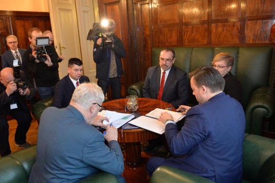 29 listopada remonty podpisanie umowy