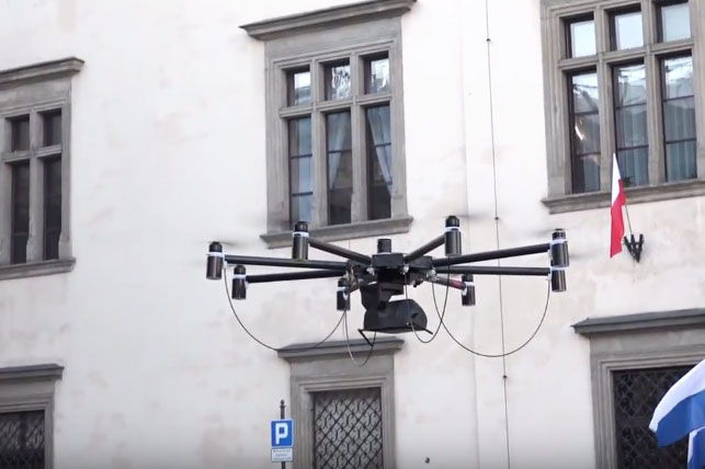 Drony będą mierzyć zanieczyszczenie powietrza w Krakowie?