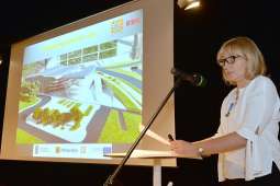 Inwestycje w mistrzostwa i przyszłość