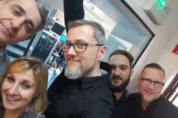 Naukowcy z AGH pomogą wylądować na księżycu Marsa