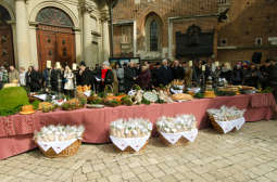 Zapraszamy na tradycyjne święcenie pokarmów przed Bazyliką Mariacką