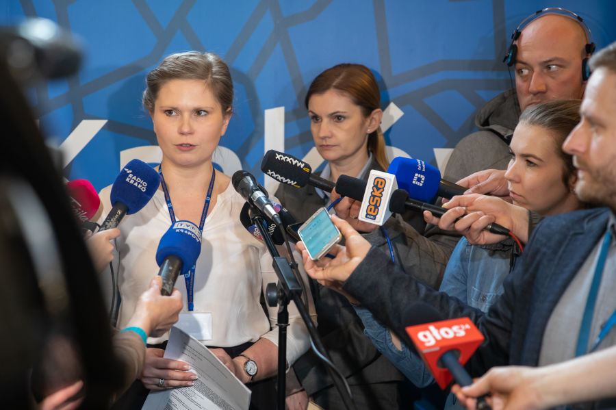 Strajk nauczycieli trwa, ale ostatni gimnazjaliści zdają egzamin