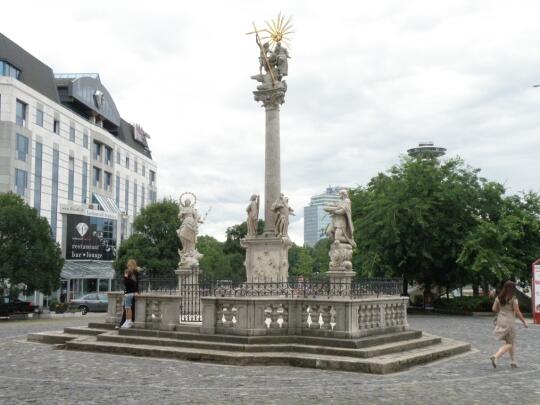 kolumna na placu Rybne