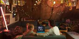 Jestem bliżej niż myślisz. PLAY KRAKÓW