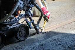 Brak materiałów wpływa na harmonogram robót drogowych