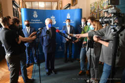 Antysmogowe działania Krakowa, gmin Metropolii i PAS