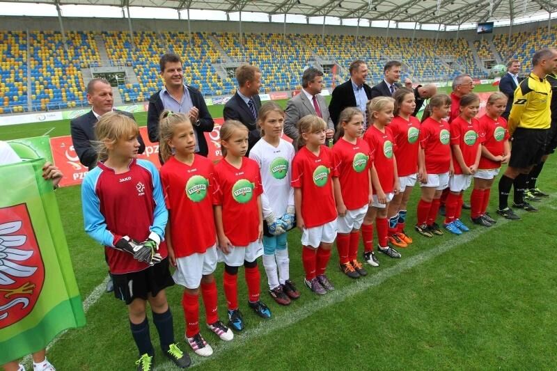  Finał XIII edycji turnieju. Druga od lewej stoi Natalia Wróbel, piąta – Karolina Gec