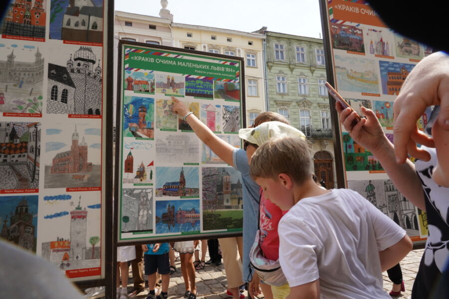 Konkurs plastyczny o Krakowie we Lwowie