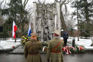 Uroczystości z okazji 77. rocznicy zakończenia okupacji hitlerowskiej w Krakowie. Fot. Bogusław Świerzowski