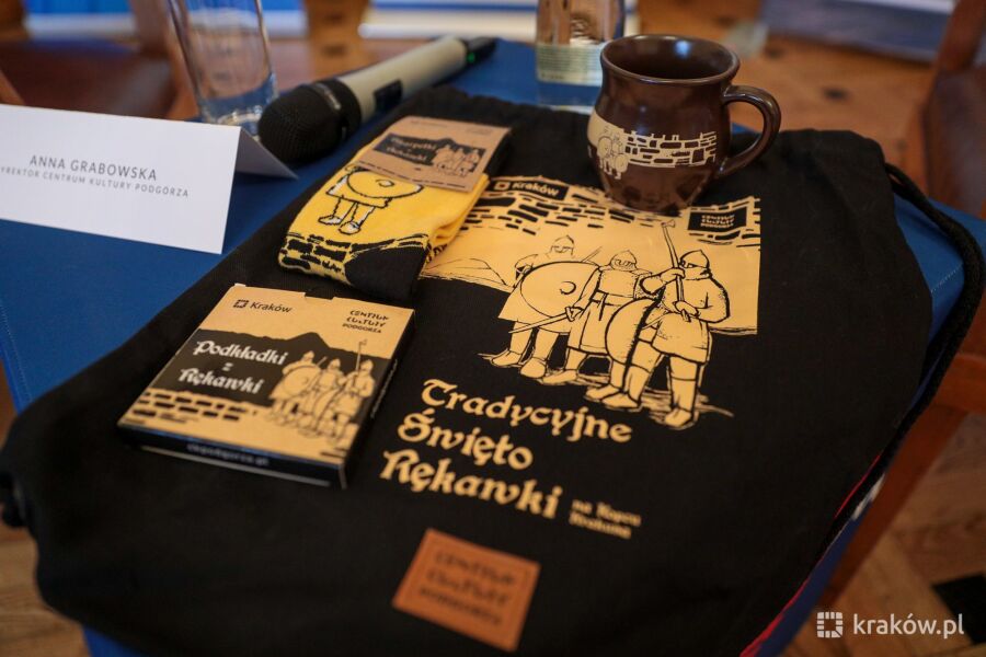 Rękawka 2022 gadżety