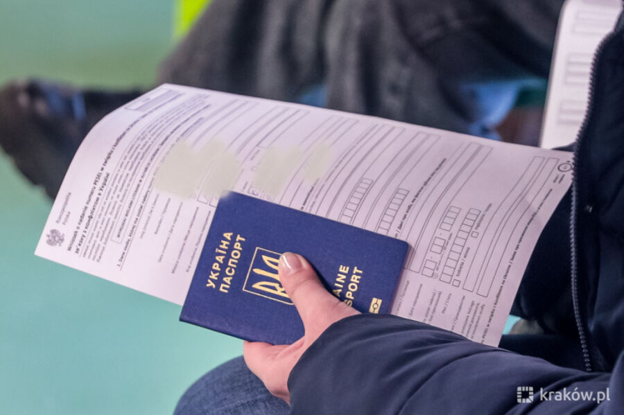 PESEL dla uchodźców z Ukrainy. Paszport oraz formularze. 