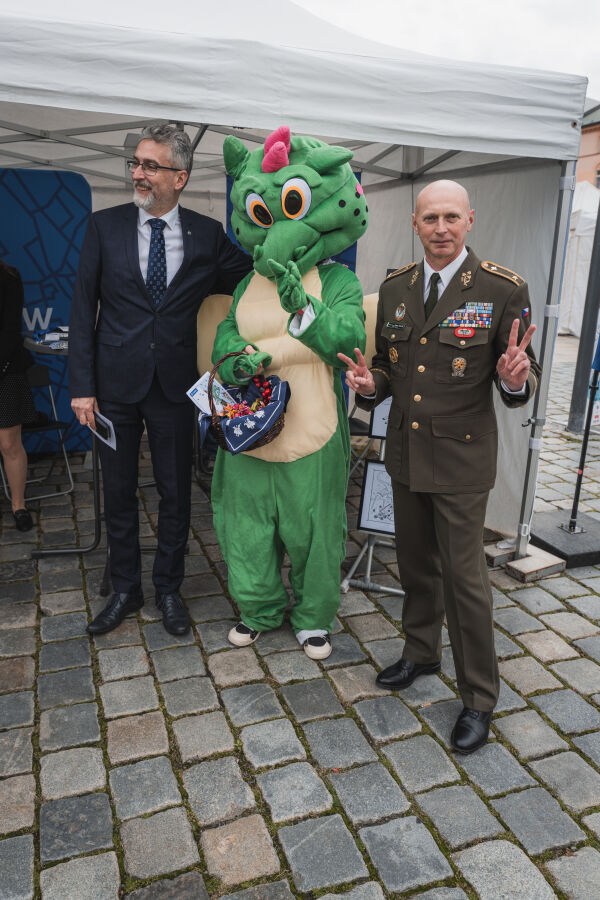 Burmistrz Ołomuńca odwiedza Krakowskie stoisko 