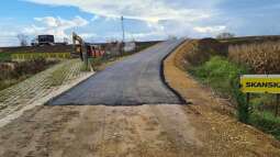 Blisko 15 km nowych ścieżek rowerowych na wałach Wisły