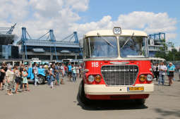 Historyczne autobusy i tramwaje wyjadą podczas Nocy Muzeów