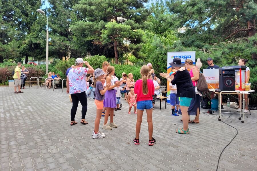 Piknik dla rodzin zastępczych na pożegnanie wakacji