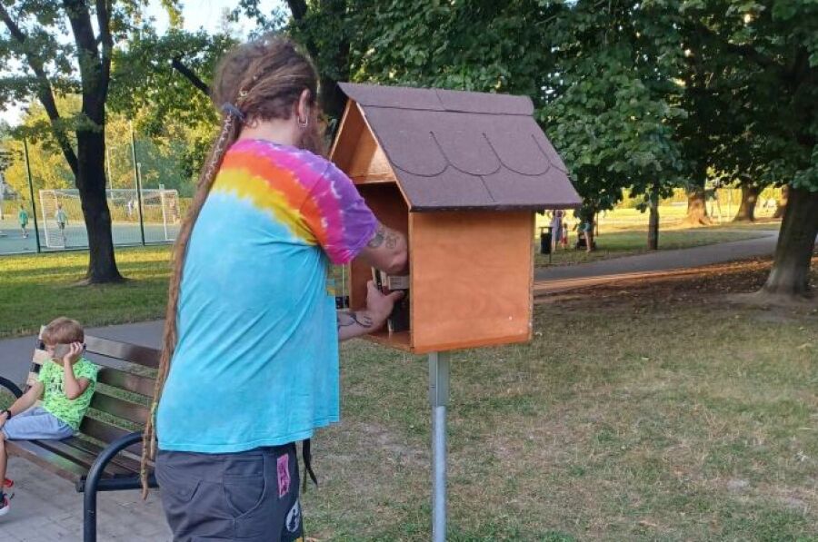 Budki na książki w parku Krowoderskim