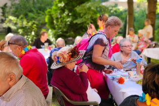Piknik Rodzinny na pożegnanie lata Osoby uczestniczące w Pikniku Rodzinnym.