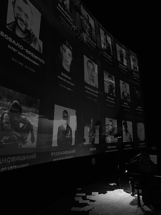 Satie w hołdzie ukraińskim bohaterom wojennym