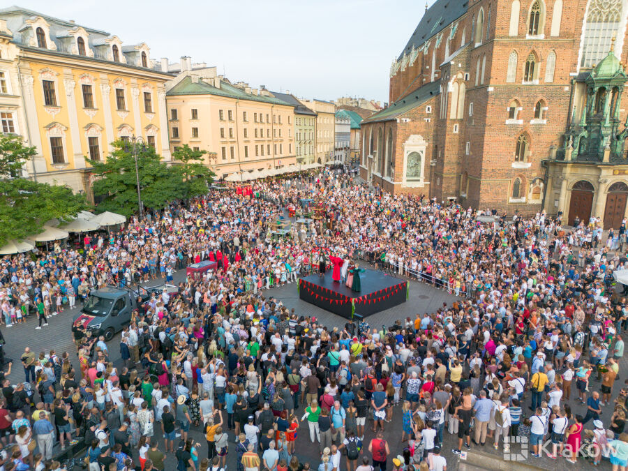 pochód kopernikański, wydarzenie, rynek, artyści, kultura